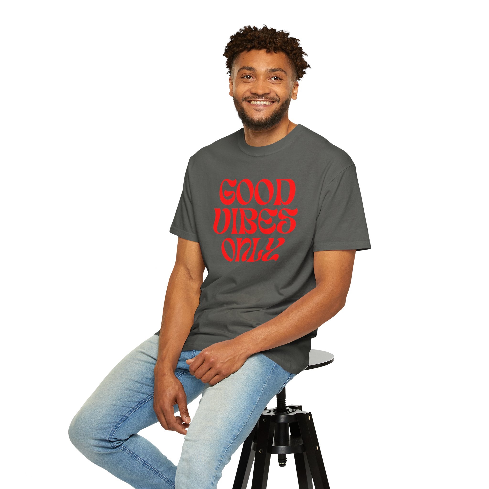 Good Vibes Only T‑Shirt — Retro Red Typography Graphic Tee